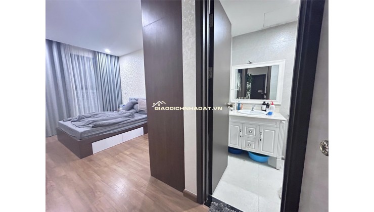 Cần bán căn hộ 3PN, tòa CT8 Mỹ Đình, 80m², full nội thất, giá 7 tỷ